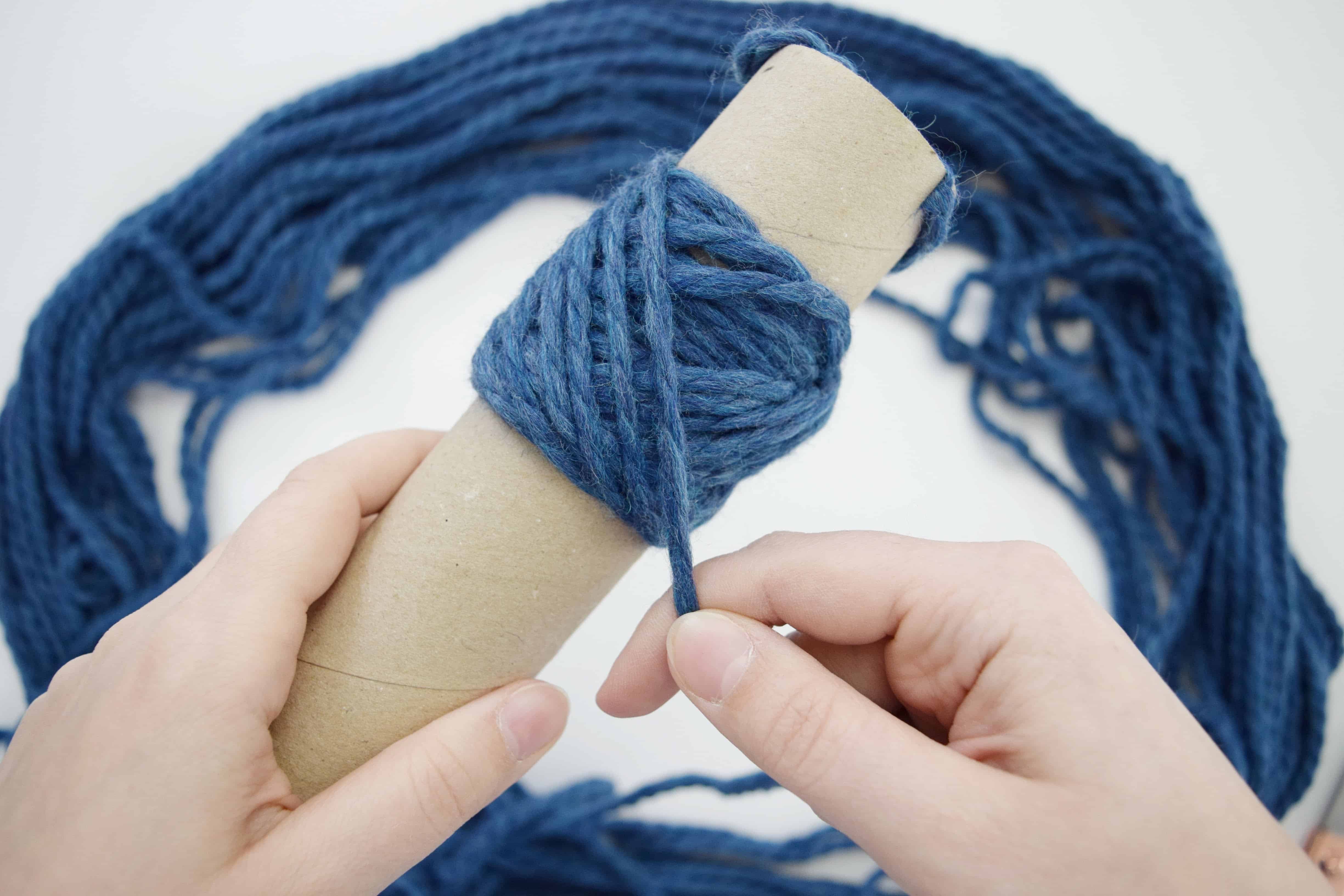 How to wind a yarn ball Knifty Knittings