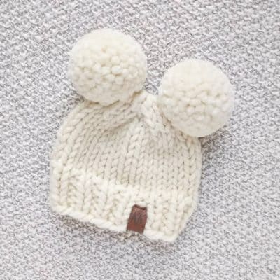 How to knit a double pom pom hat