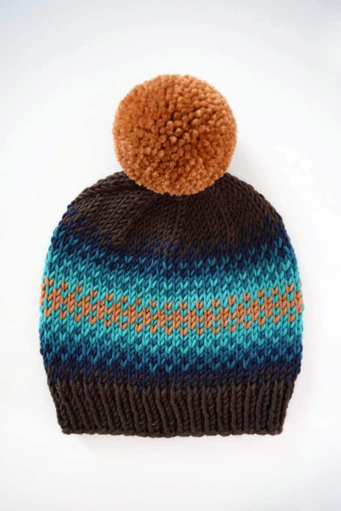 Fair Isle Beanie - Click for the free knitting pattern from www.kniftyknittings.com! #knittingpattern #yarnspirations #caronxpantone