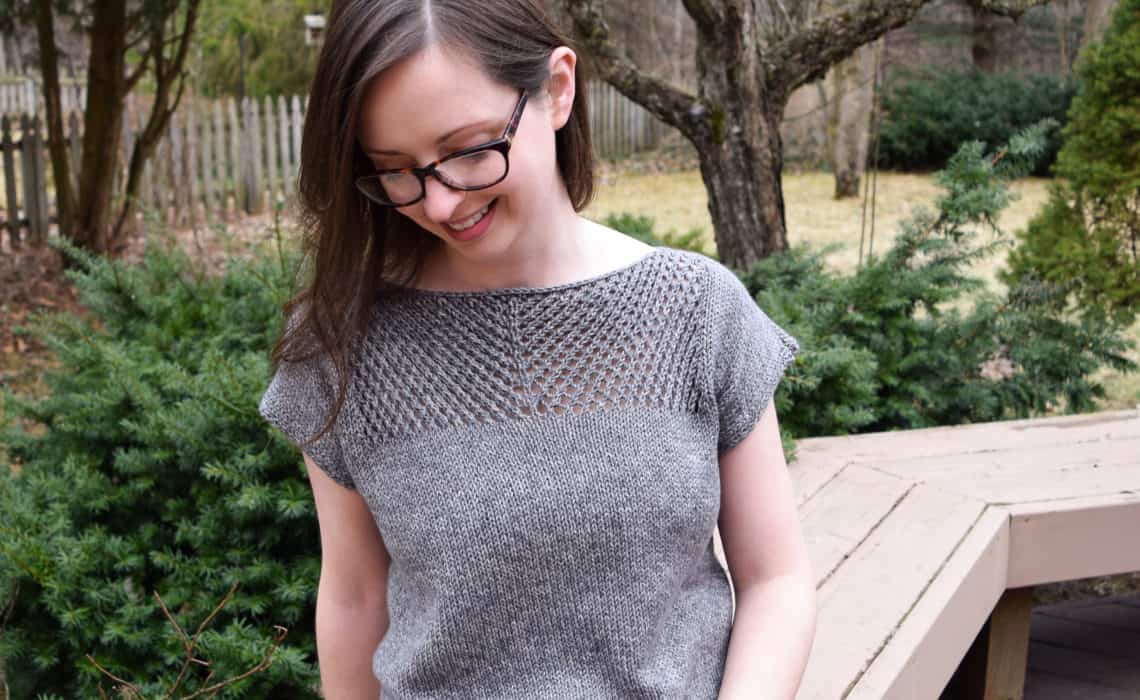 The Daybreak Tee - free knitting pattern and tutorial from www.kniftyknittings.com #knittingpattern #knitting