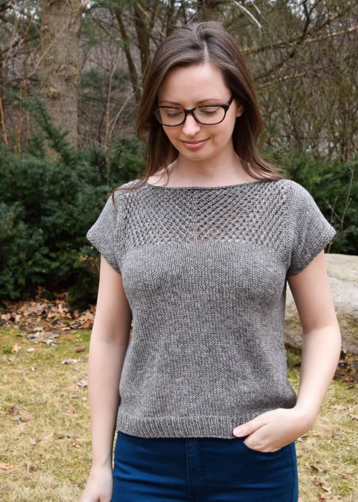 The Daybreak Tee - free knitting pattern and tutorial from www.kniftyknittings.com #knittingpattern #knitting